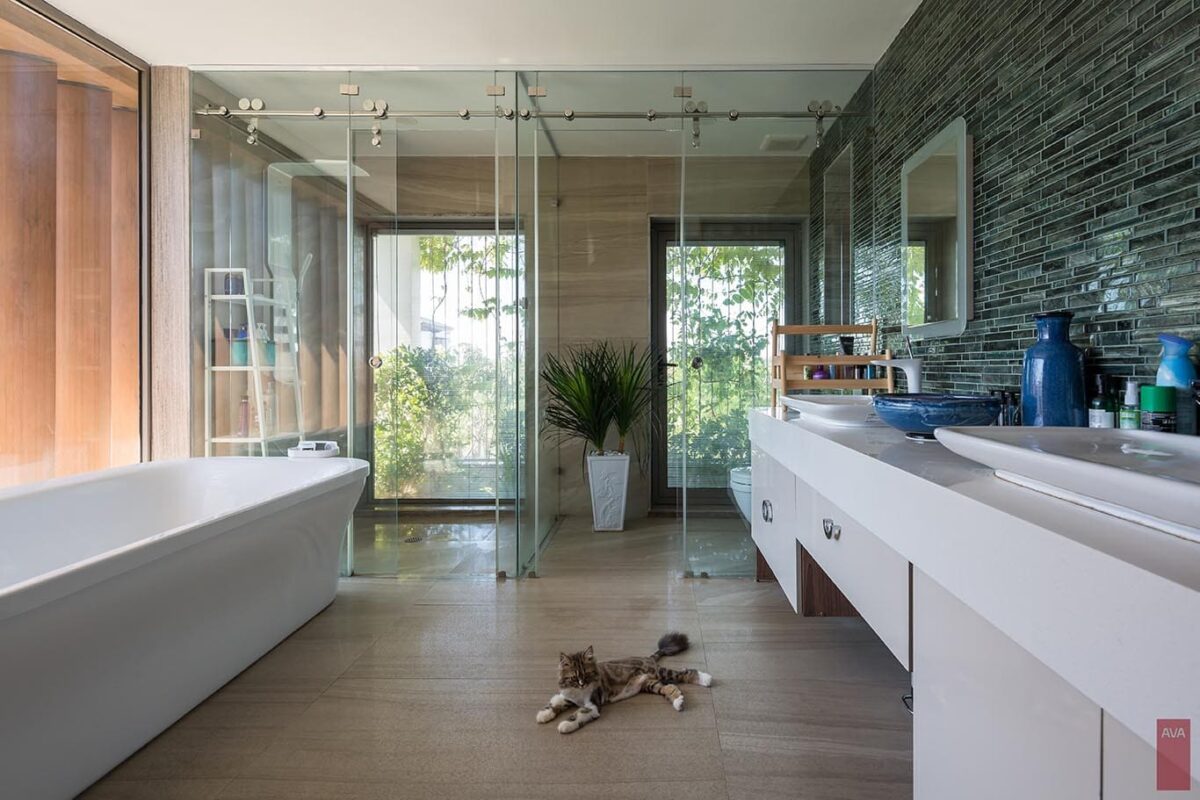 The Riverside House 7