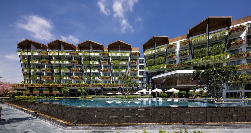 Xác định mô hình và phân khúc khách sạn