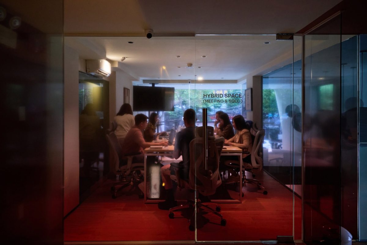 Flux Coworking | Thiết kế Coworking Space tối ưu vận hành tại Đà Nẵng 11 Flux CoWorking Space - 258 Ho Nghinh, My Khe Beach, Da Nang